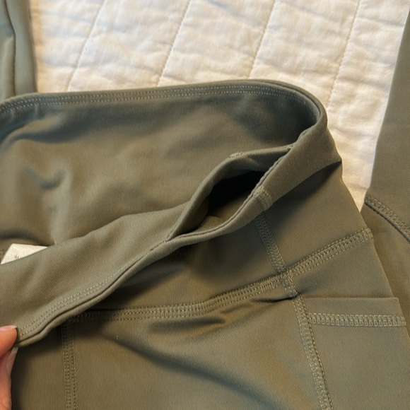Olive Army Green Athletic Leggings with Pockets - Picture 5 of 7